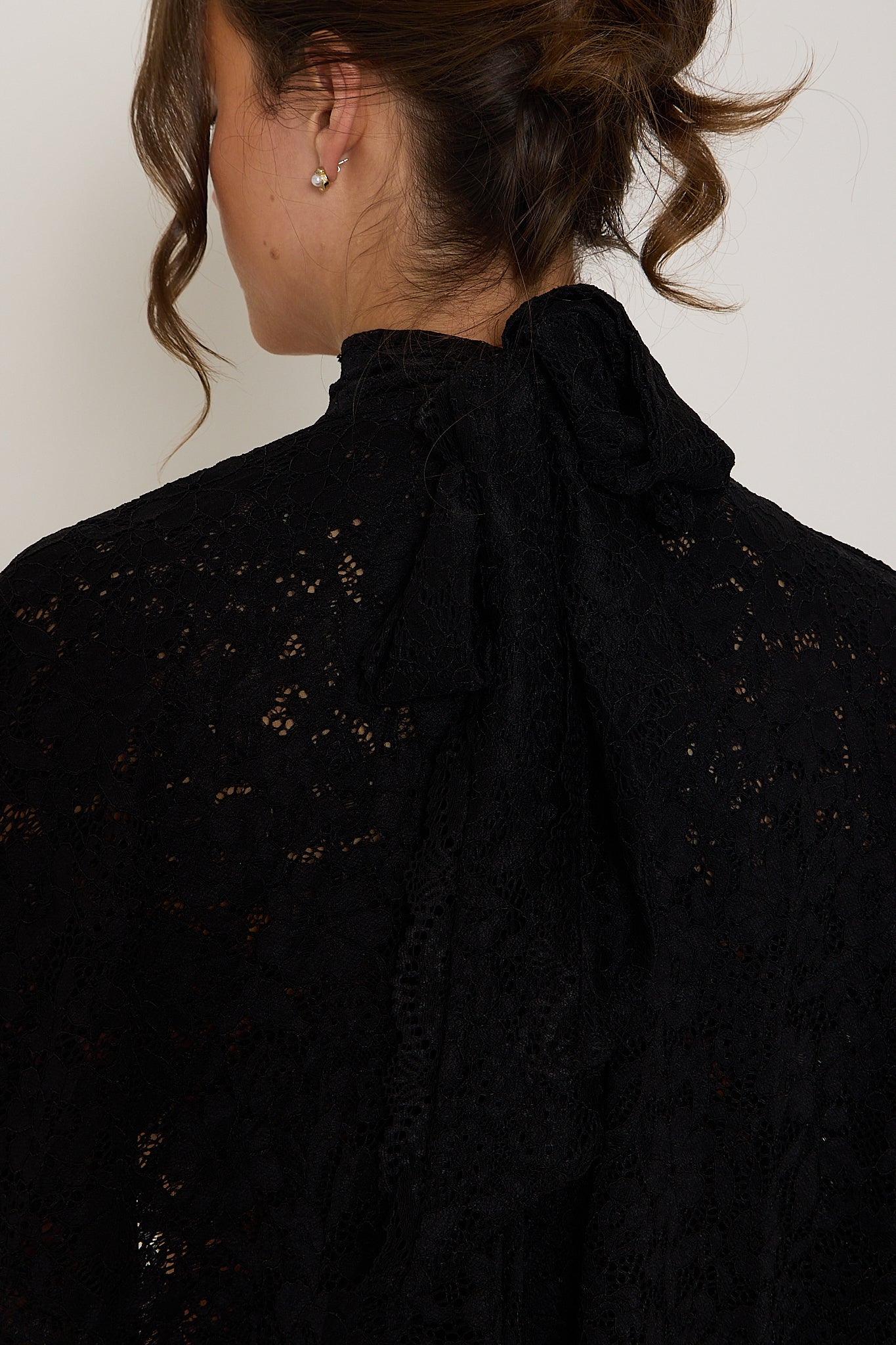 Carmen Lace Top | Black