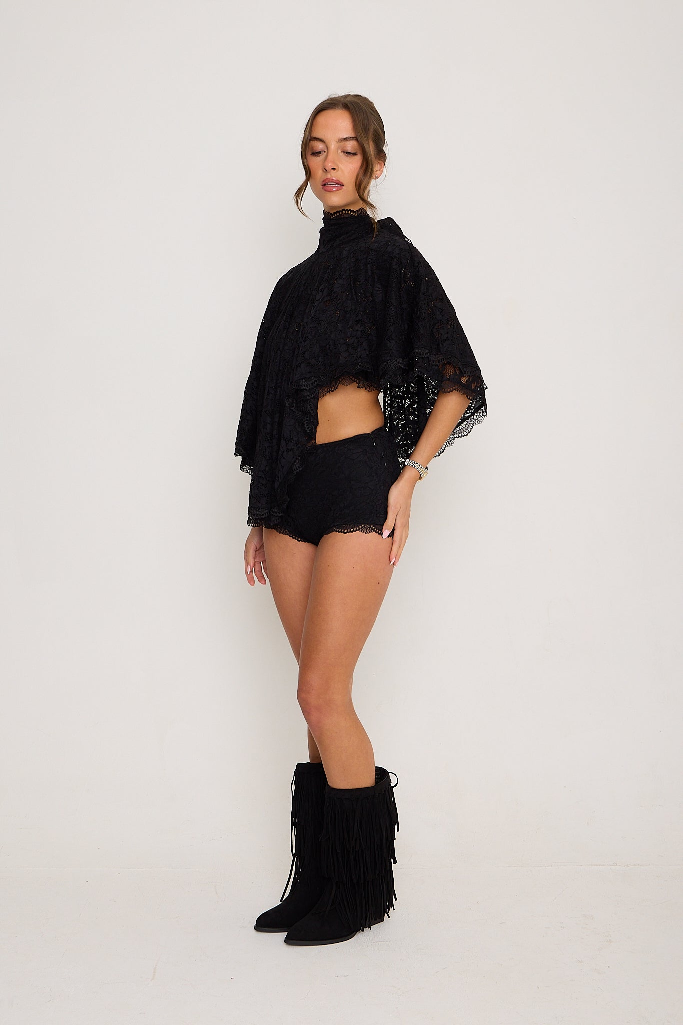 Carmen Lace Shorts | Black